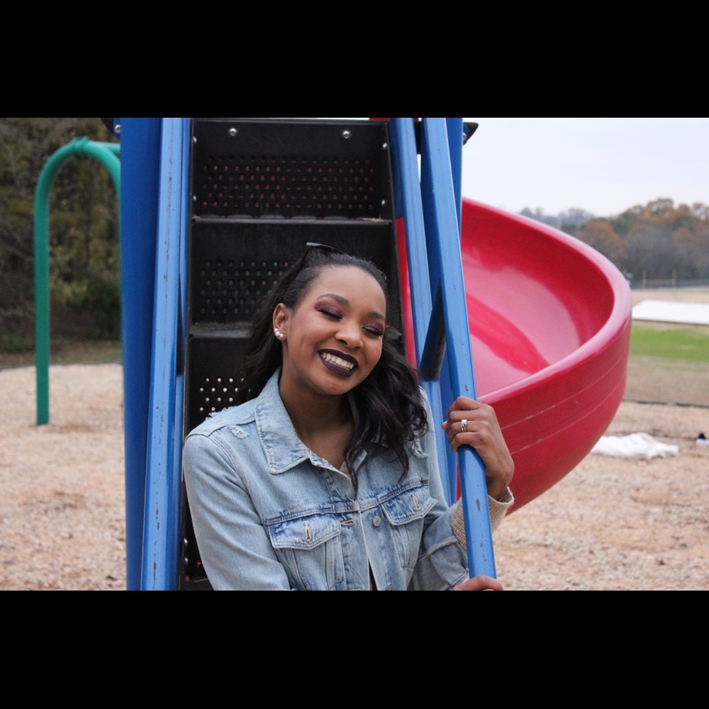Meet your Posher, Ryah - Picture 2 of 6